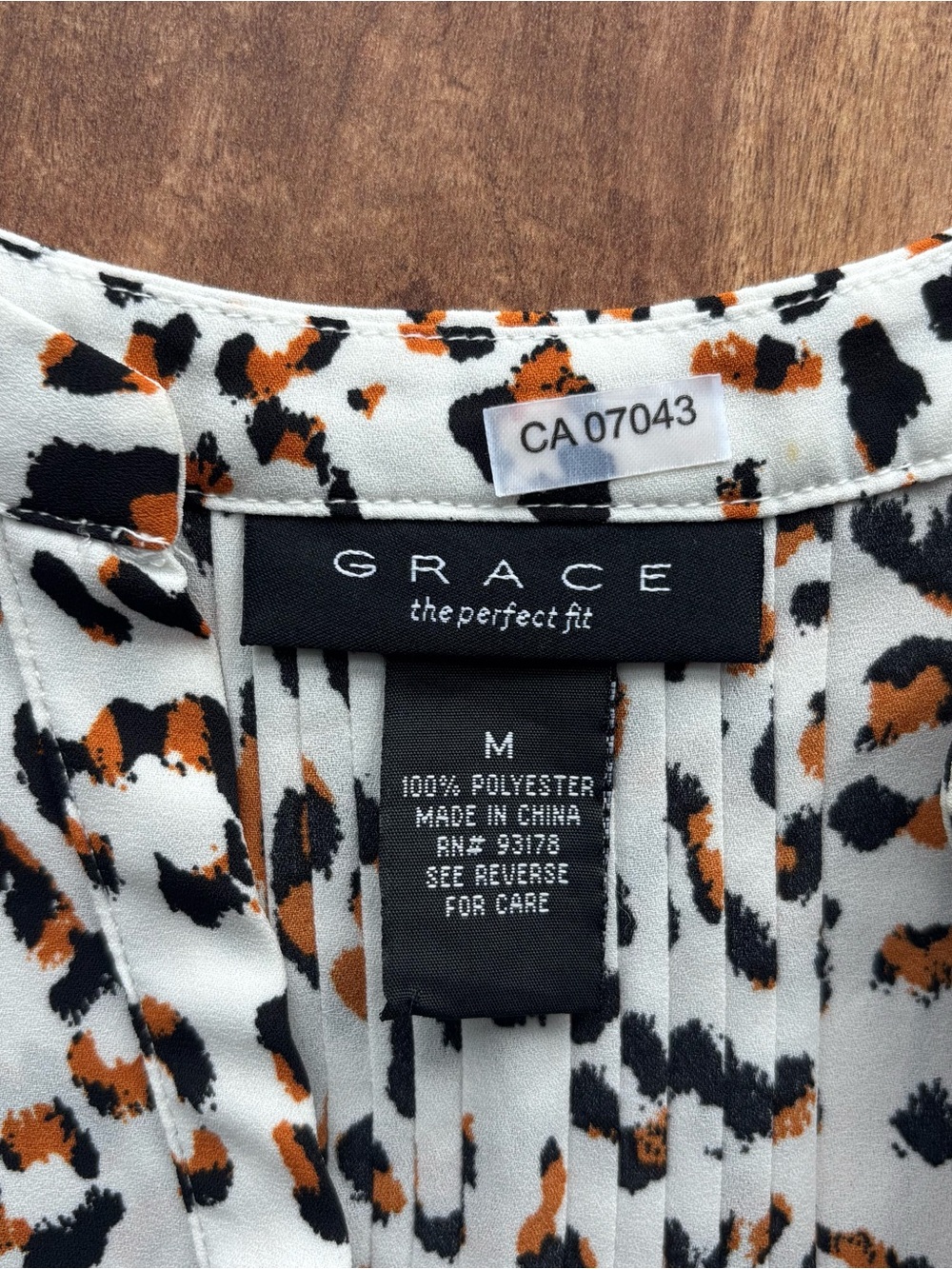 Grace Sleeveless Leopard Print V-Neck Shell Top - White, Tan, Black - Picture 3 of 7